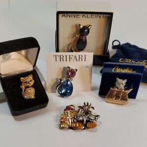 Assorted Cat Brooches (5)